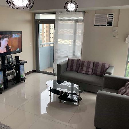 Cubao Manhattanheights Unit 11A Tower B, 2Br مانيلا المظهر الخارجي الصورة