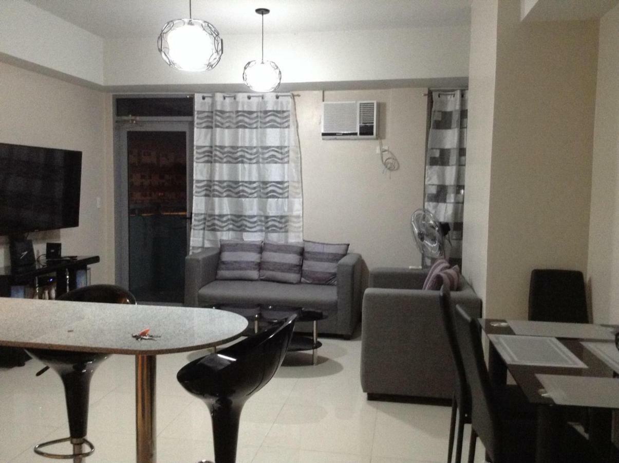 Cubao Manhattanheights Unit 11A Tower B, 2Br مانيلا المظهر الخارجي الصورة