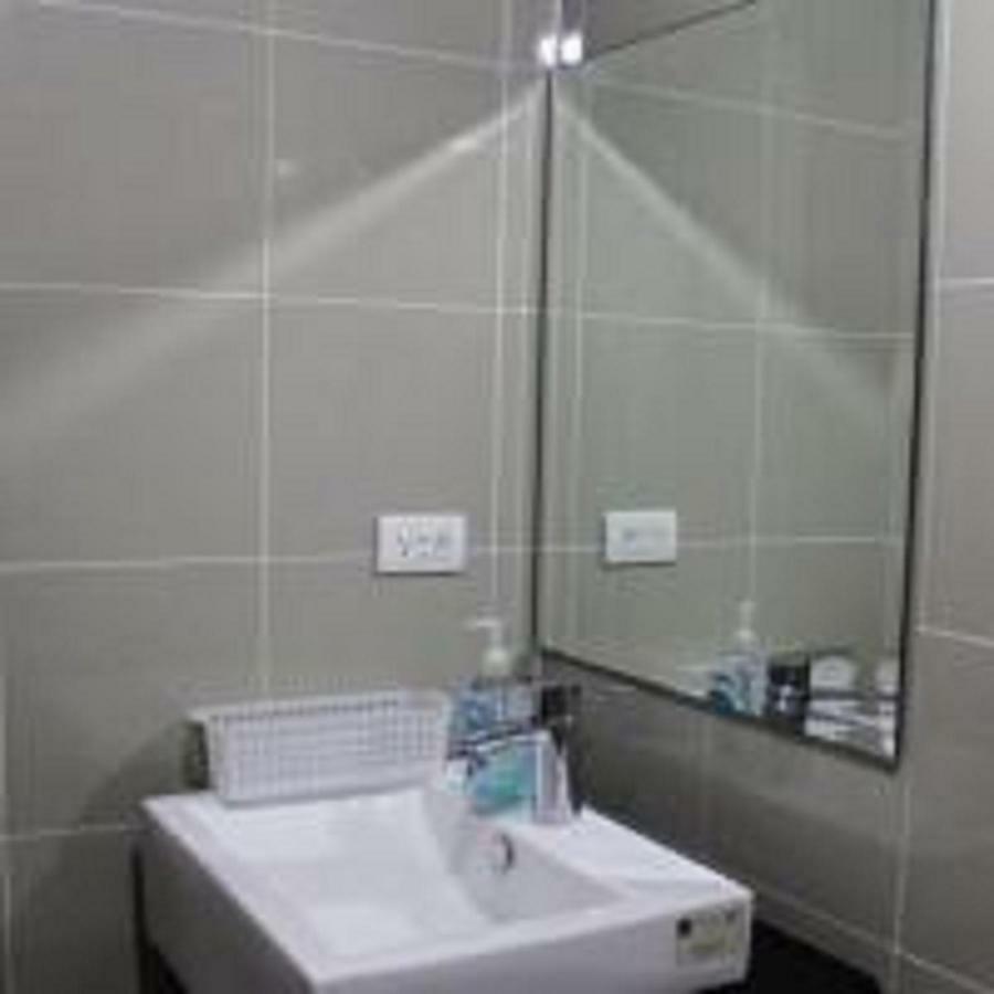 Cubao Manhattanheights Unit 11A Tower B, 2Br مانيلا المظهر الخارجي الصورة
