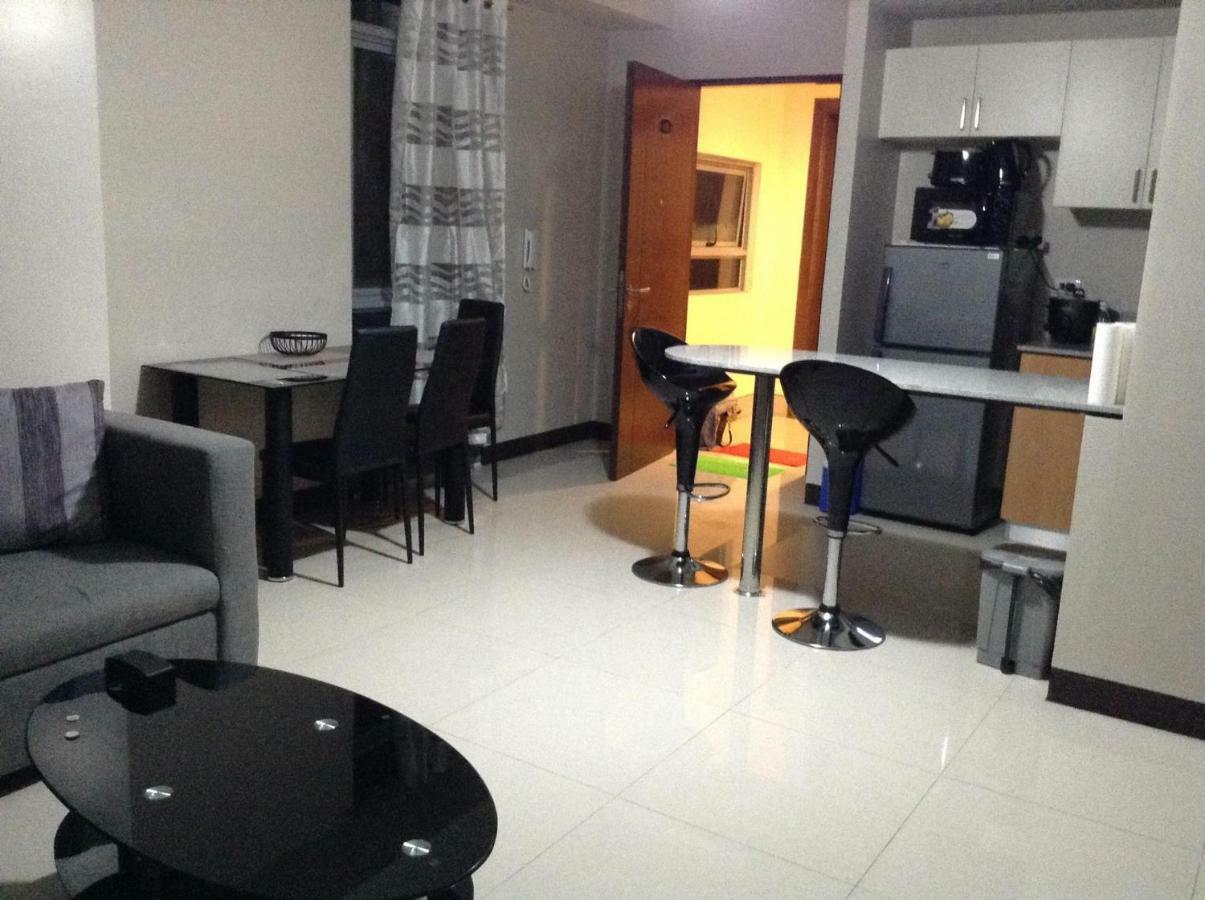Cubao Manhattanheights Unit 11A Tower B, 2Br مانيلا المظهر الخارجي الصورة