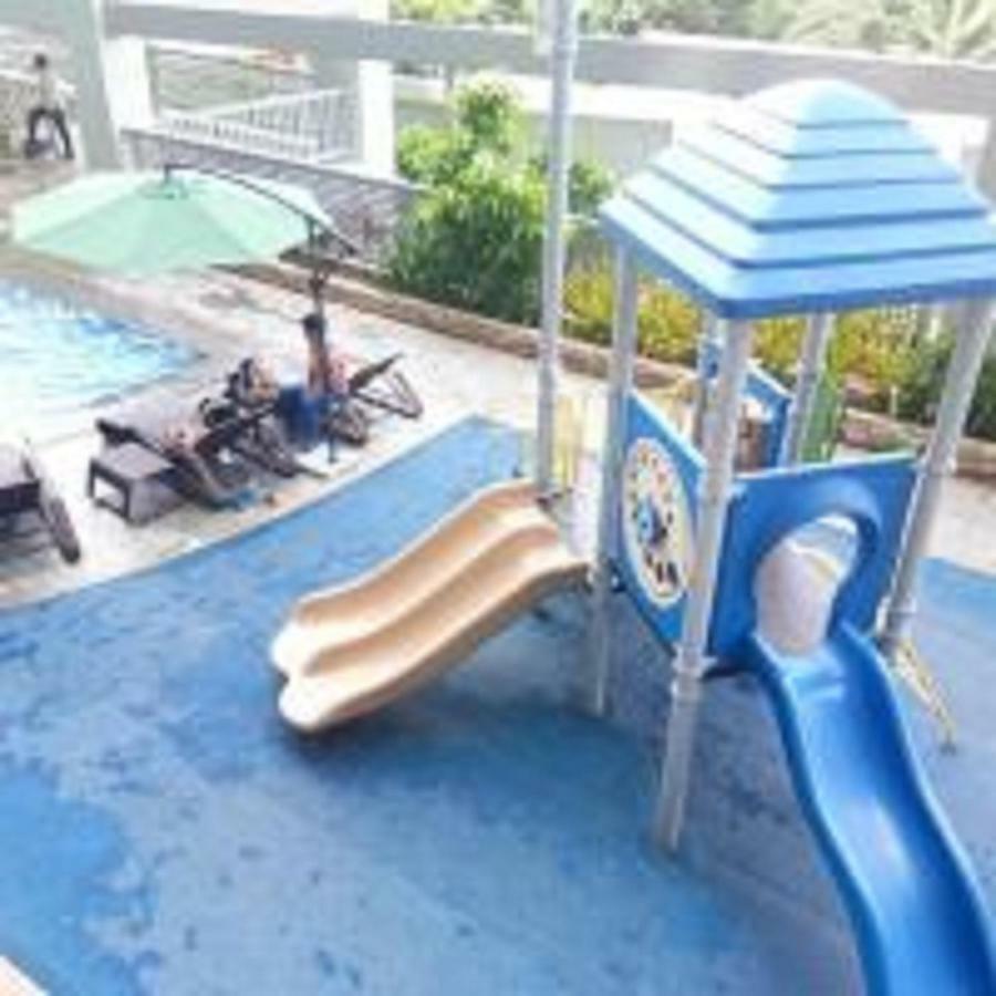 Cubao Manhattanheights Unit 11A Tower B, 2Br مانيلا المظهر الخارجي الصورة