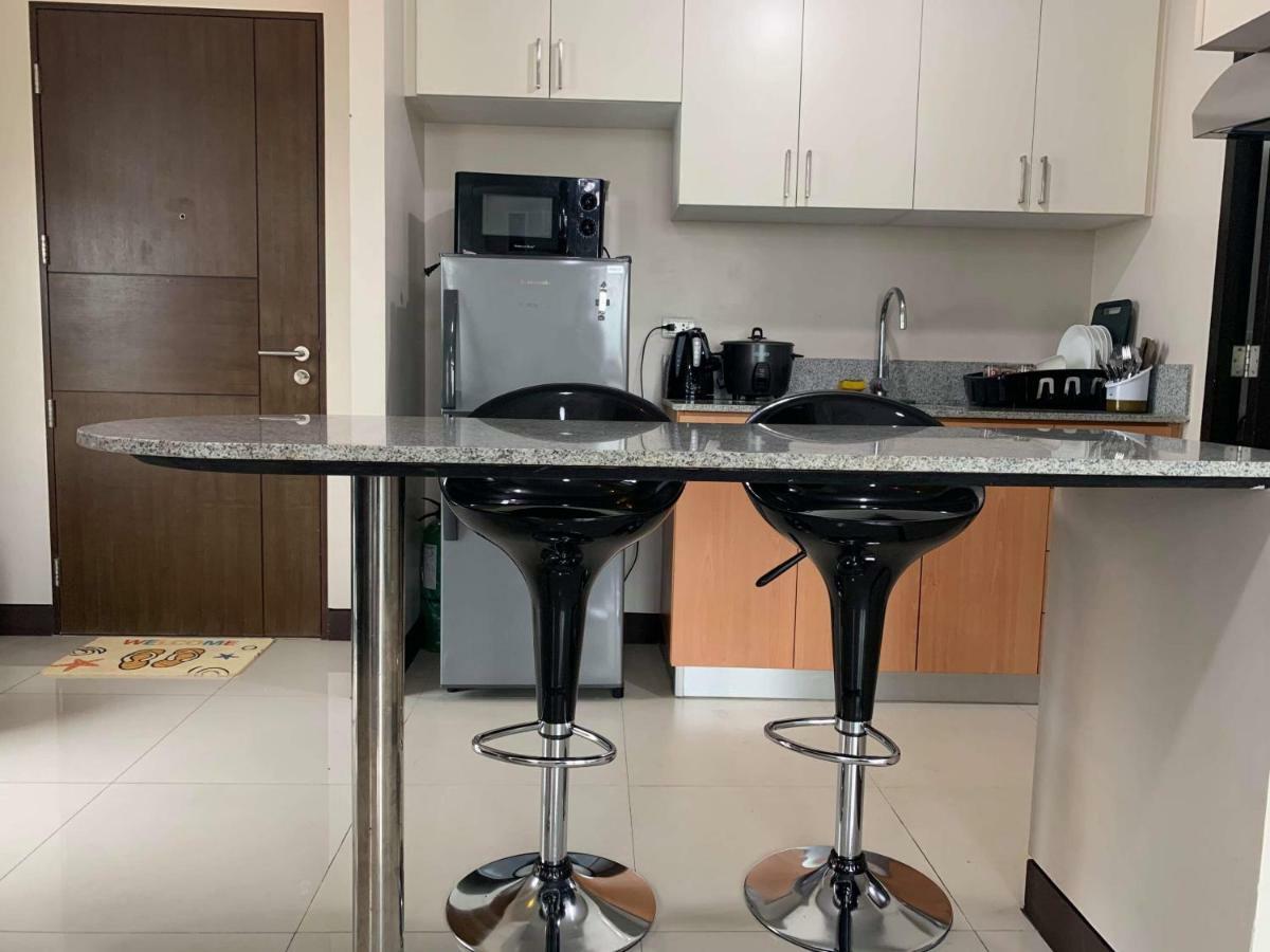 Cubao Manhattanheights Unit 11A Tower B, 2Br مانيلا المظهر الخارجي الصورة