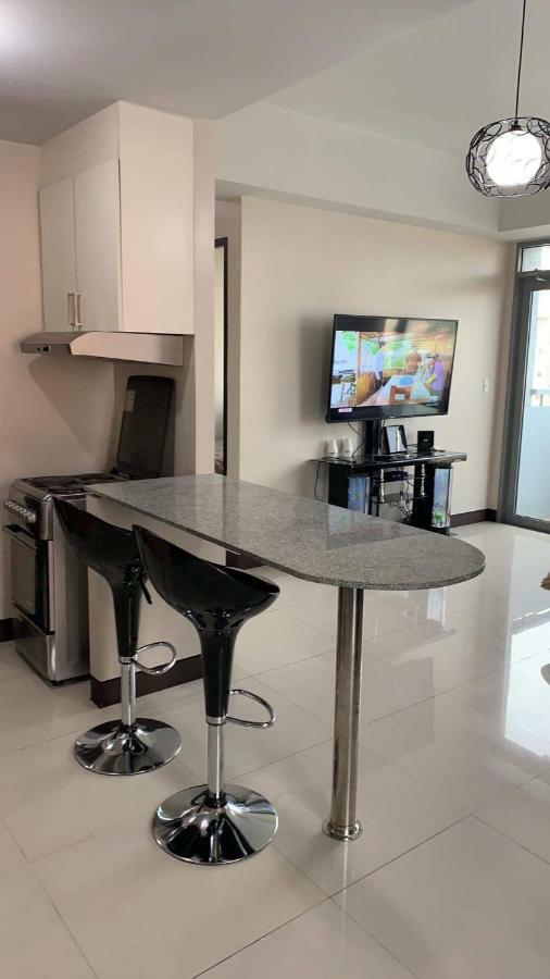 Cubao Manhattanheights Unit 11A Tower B, 2Br مانيلا المظهر الخارجي الصورة